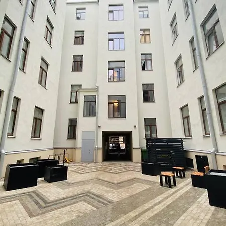Charming And Brand New Apartment